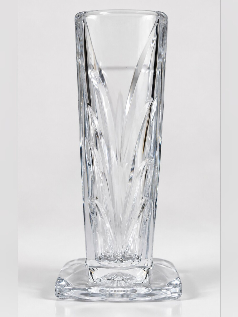 Godinger Serenade 8.25” Crystal Vase Clear Art Glass Pedestal Vase NEW w/ Box